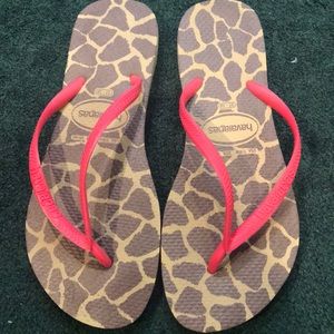 Havvaianas size 7/8